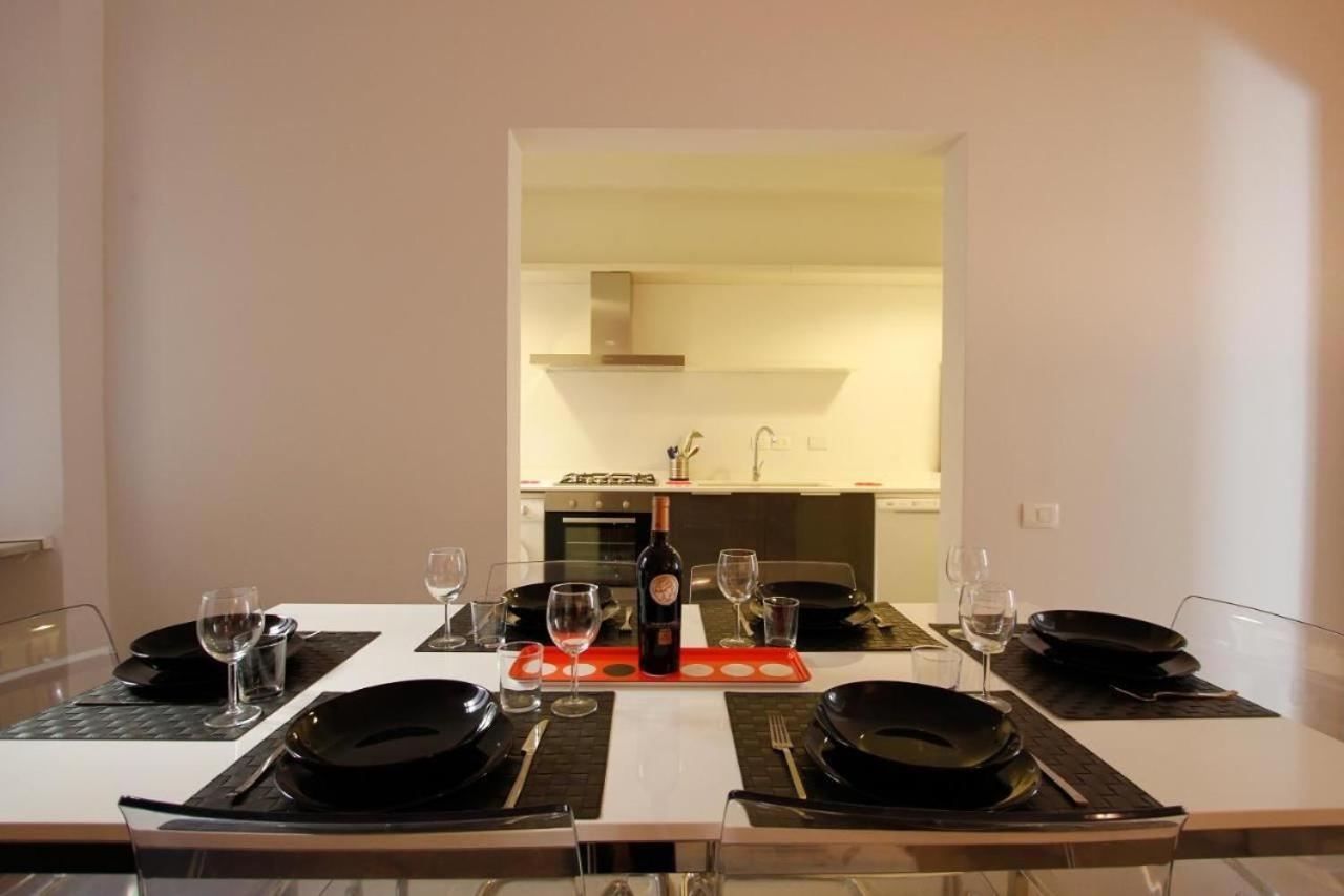Santambrogio Apartment Флоренція Екстер'єр фото